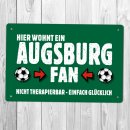 homeyourself Holzschild Fu&szlig;ball Schild in 12 x 18 cm - Hier wohnt ein Augsburg Fan
